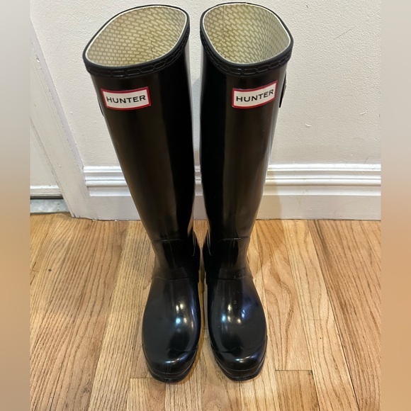 Hunter women’s original tall rain boots - Picture 1 of 11